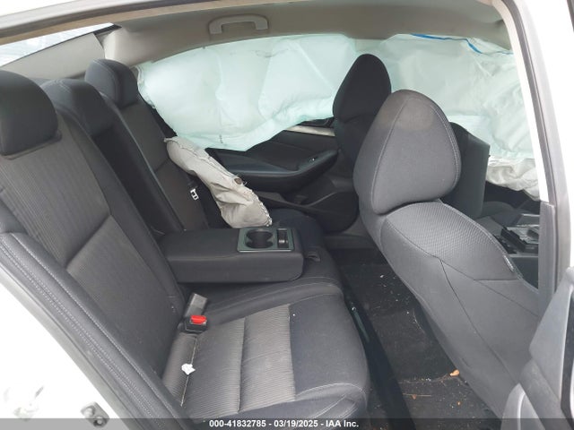 1N4AA6AV6KC370178 Nissan Maxima 3.5 S
