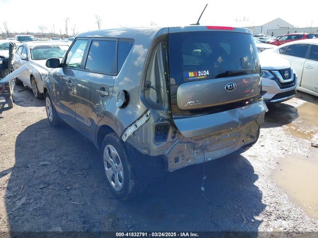 KNDJN2A27F7193619 KIA Soul
