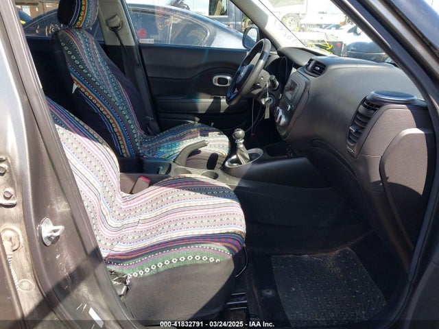 KNDJN2A27F7193619 KIA Soul