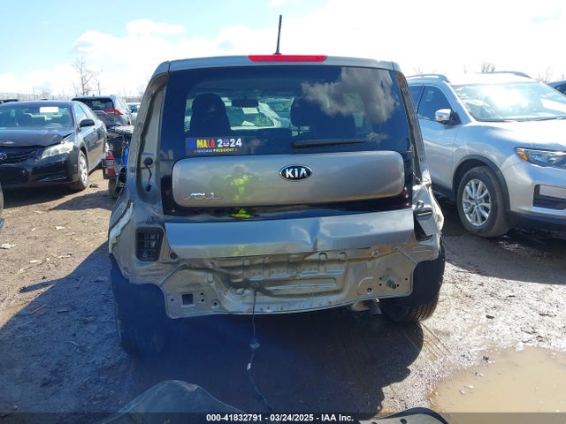 KNDJN2A27F7193619 KIA Soul