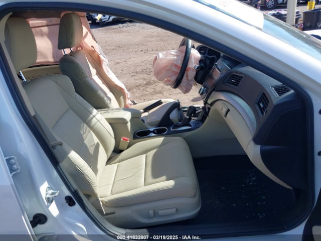 2018 ACURA ILX 19UDE2F76JA001198 Photo 4