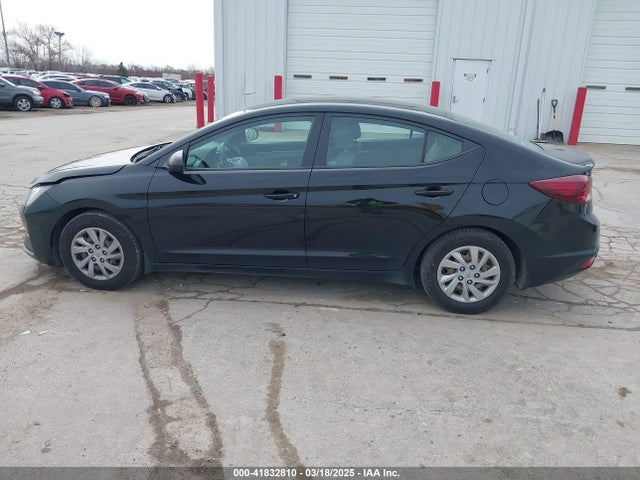 KMHD74LF9LU081030 Hyundai ELANTRA SE