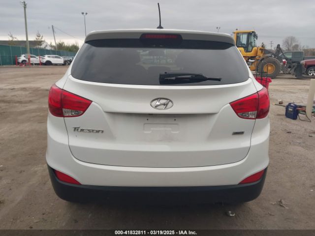 KM8JTCAF9FU032524 Hyundai TUCSON GLS