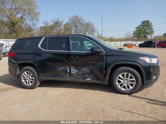 1GNERFKW0KJ165566 Chevrolet Traverse Ls