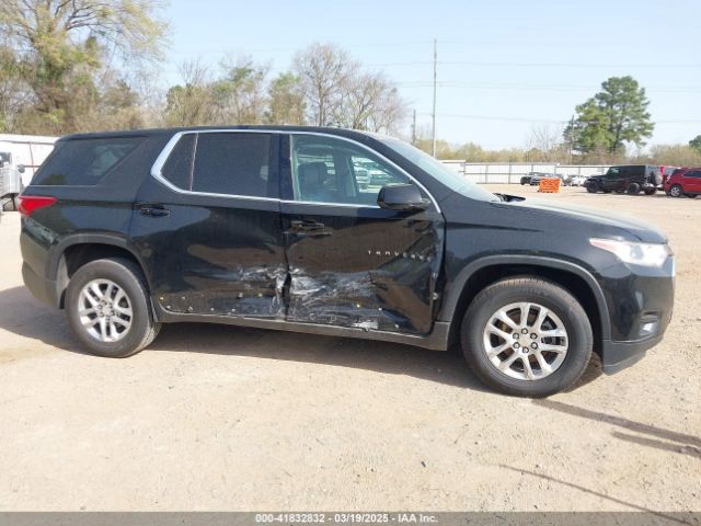 1GNERFKW0KJ165566 Chevrolet Traverse Ls
