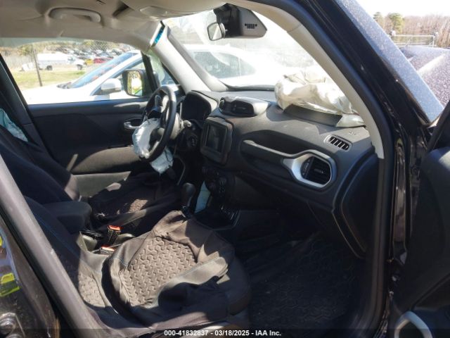 ZACNJABB9LPL63724 Jeep Renegade Latitude Fwd