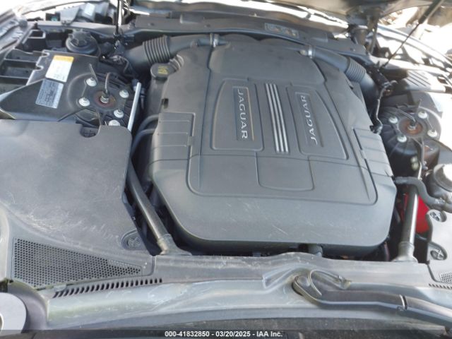 2014 JAGUAR XK SAJWA4GB0ELB52358 Photo 9
