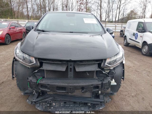 3GNCJKSB1KL386803 Chevrolet TRAX LS