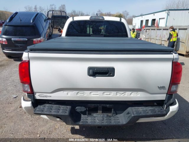 5TFDZ5BN7JX035706 Toyota Tacoma Sr5