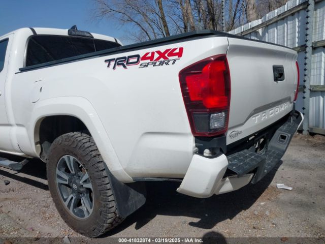 5TFDZ5BN7JX035706 Toyota Tacoma Sr5