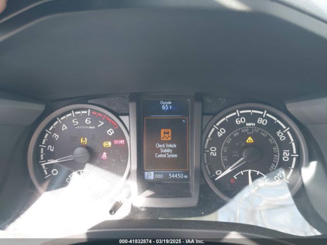 5TFDZ5BN7JX035706 Toyota Tacoma Sr5