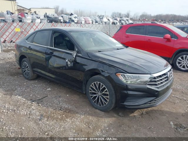 2019 VOLKSWAGEN JETTA 3VWCB7BU4KM185540