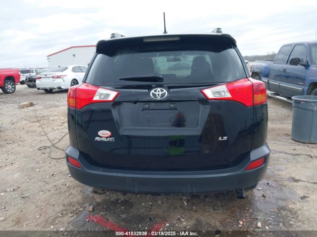2T3ZFREV4FW199573 Toyota RAV4 LE