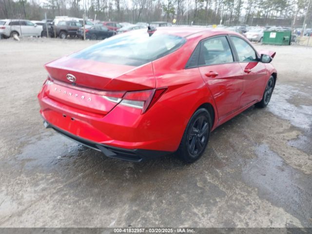 5NPLM4AG9PH118971 Hyundai ELANTRA SEL