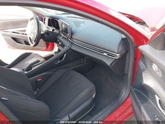 5NPLM4AG9PH118971 Hyundai ELANTRA SEL