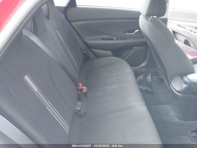 5NPLM4AG9PH118971 Hyundai ELANTRA SEL