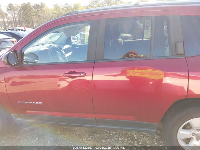 1C4NJCBBXGD732464 Jeep Compass Sport
