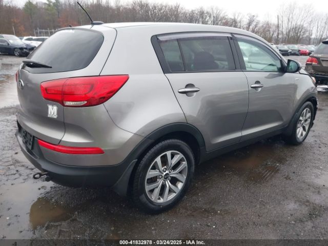 KNDPBCAC0E7601636 KIA Sportage Lx