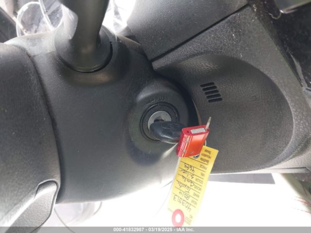 5YFBURHE9EP164698 Toyota COROLLA L