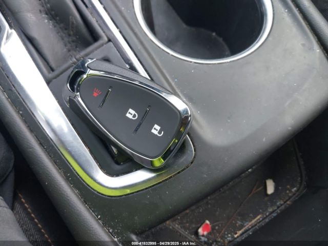 3GNAXKEV6ML361068 Chevrolet Equinox Fwd Lt