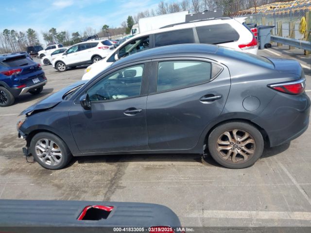 3MYDLBYV4HY195849 Toyota YARIS IA