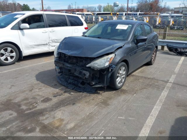 3MYDLBYV4HY195849 Toyota YARIS IA