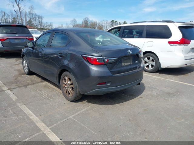 3MYDLBYV4HY195849 Toyota YARIS IA