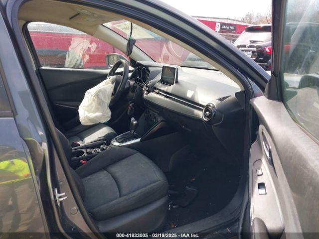 3MYDLBYV4HY195849 Toyota YARIS IA