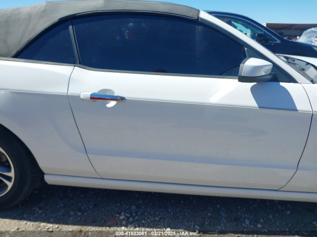 1ZVBP8EM5E5213273 Ford Mustang V6 Premium