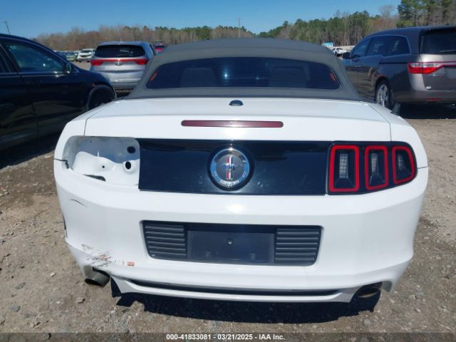 1ZVBP8EM5E5213273 Ford Mustang V6 Premium