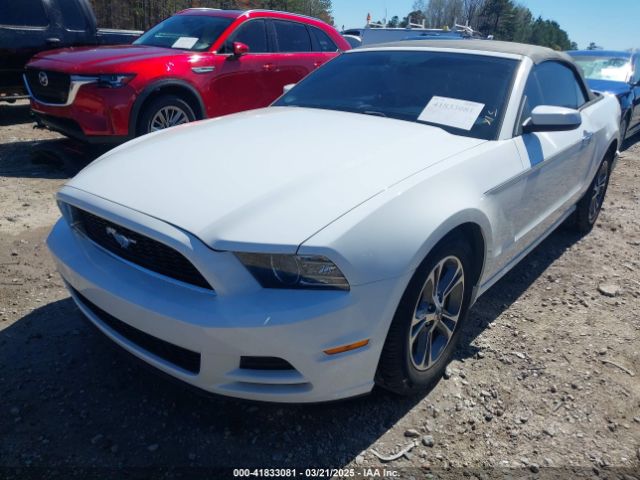 1ZVBP8EM5E5213273 Ford Mustang V6 Premium