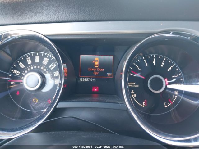 1ZVBP8EM5E5213273 Ford Mustang V6 Premium