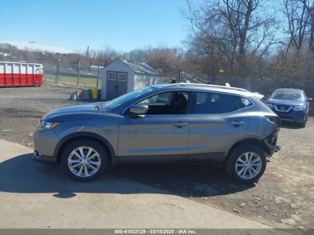 JN1BJ1CR1JW283967 Nissan Rogue Sport Sv