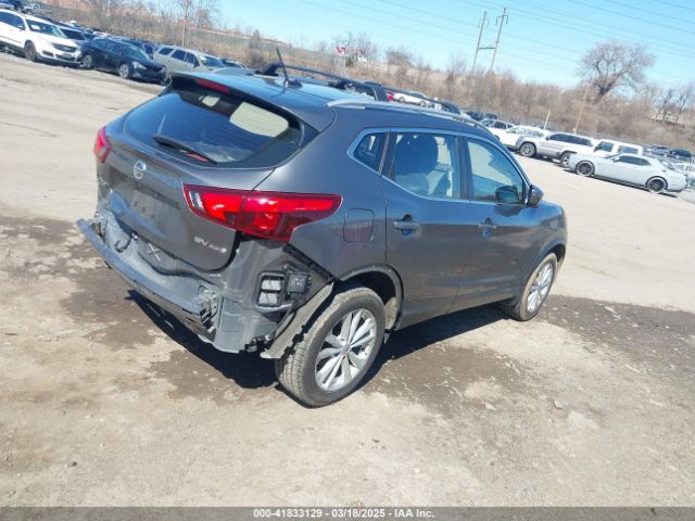 JN1BJ1CR1JW283967 Nissan Rogue Sport Sv