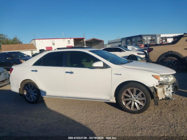 4T1BD1FK7EU114178 Toyota Camry Hybrid Xle
