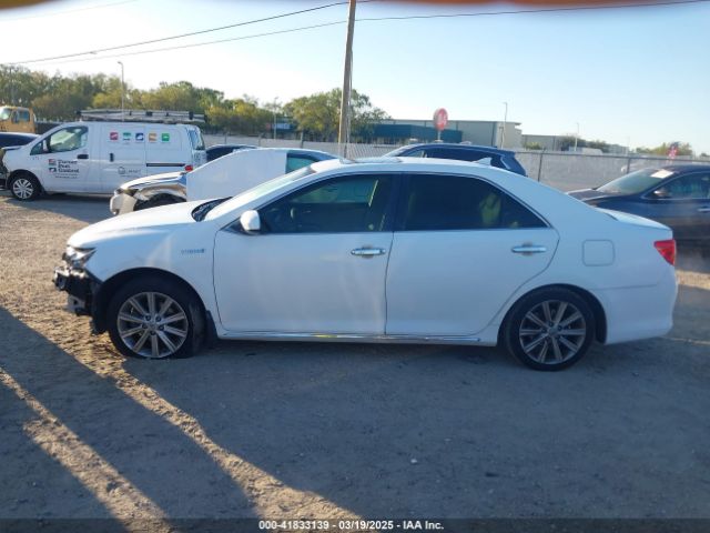 4T1BD1FK7EU114178 Toyota Camry Hybrid Xle