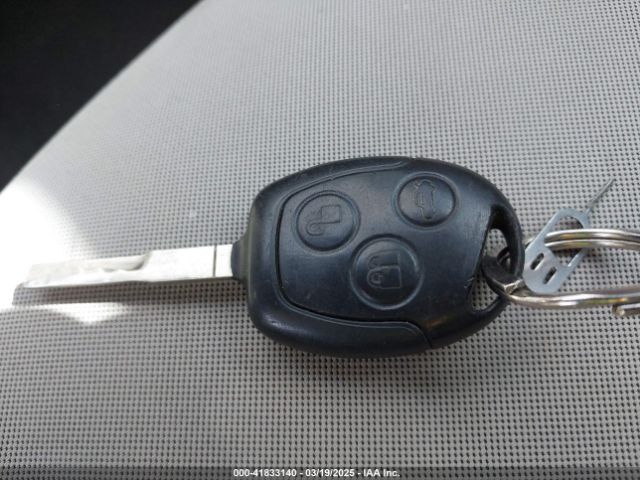 3FADP4BJ8EM226260 Ford FIESTA SE