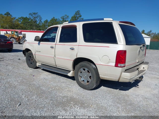 2004 CADILLAC ESCALADE 1GYEC63TX4R299594 Photo 2