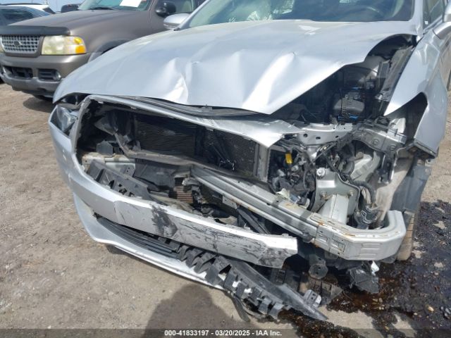 3FA6P0H77HR415776 Ford FUSION SE