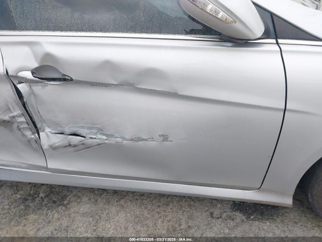 5NPEB4AC8EH902664 Hyundai SONATA GLS