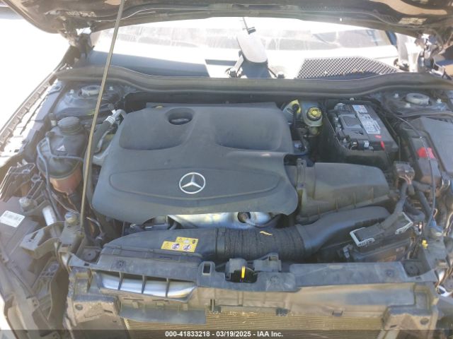 WDCTG4EB5HJ341002 Mercedes-Benz GLA 250