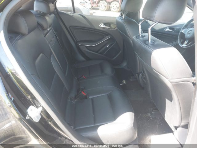 WDCTG4EB5HJ341002 Mercedes-Benz GLA 250