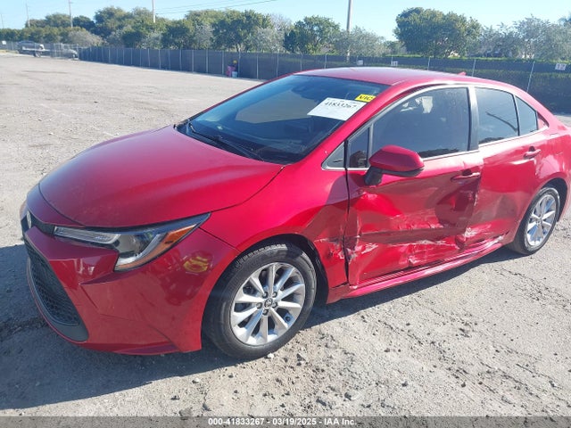 JTDVPMAE7MJ145782 Toyota COROLLA LE