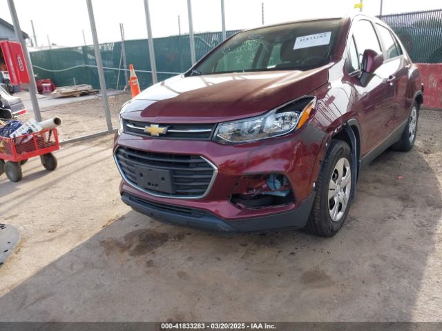 3GNCJKSBXHL260643 Chevrolet TRAX LS