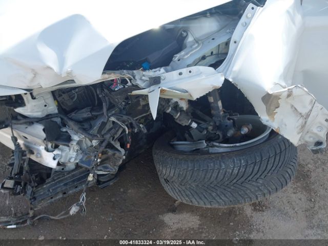 4T1C11AKXNU023717 Toyota CAMRY LE