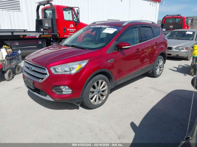 1FMCU9J98HUE25162 Ford Escape Titanium