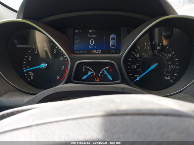 1FMCU9J98HUE25162 Ford Escape Titanium