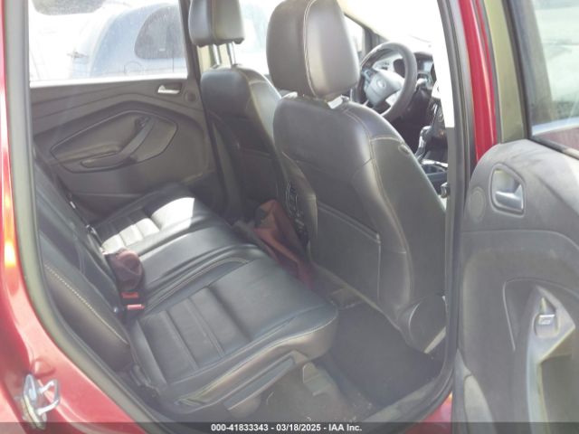 1FMCU9J98HUE25162 Ford Escape Titanium