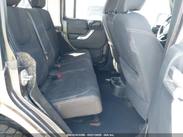 1C4BJWEG7HL641347 Jeep Wrangler Unlimited Sahara 4x4