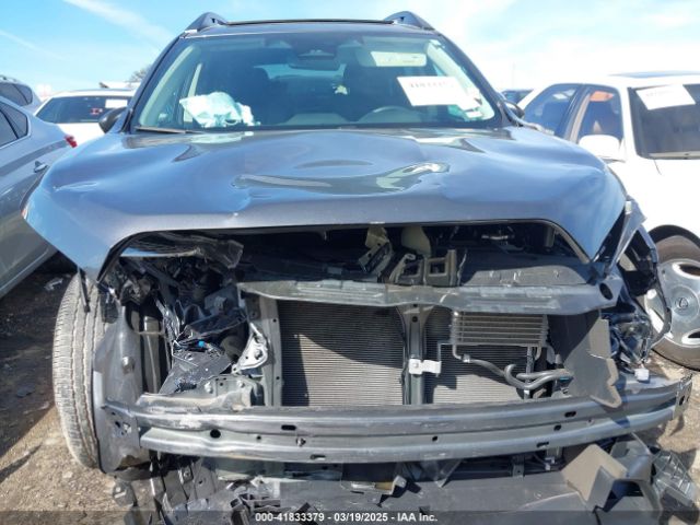 4S4WMAUD5R3433323 Subaru Ascent Limited 7-passenger